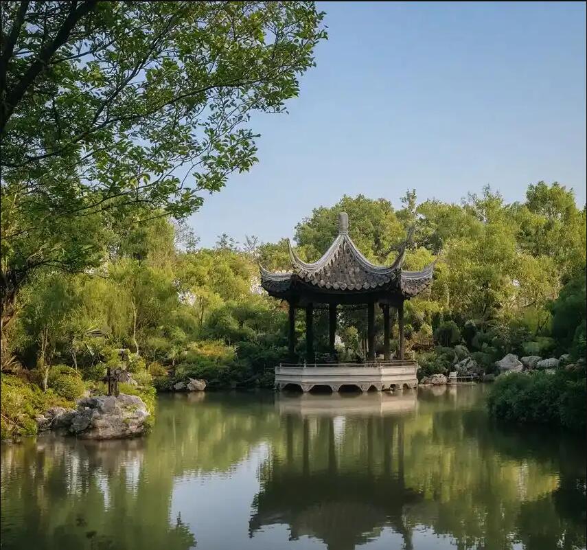 南雄傲芙土建有限公司