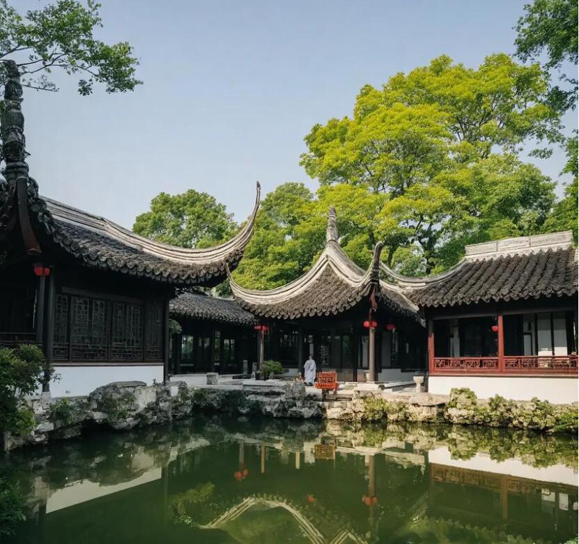 南雄傲芙土建有限公司